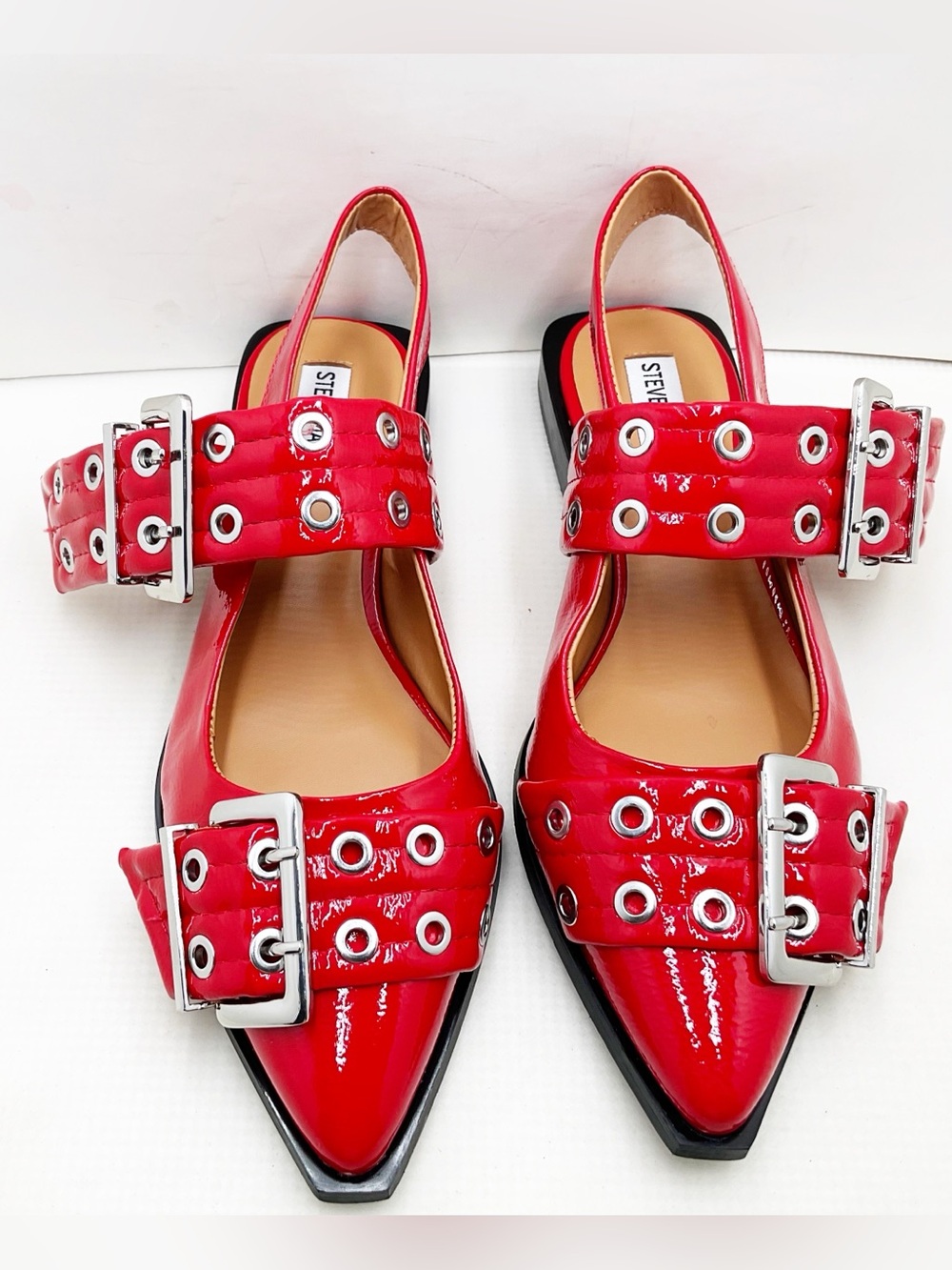 {Steve Madden} Graya Red Patent Studded Buckle Slingback Flats - Picture 13 of 16